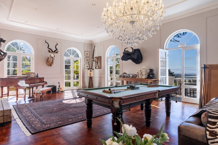 4 Bedroom Property for Sale in Constantia Western Cape